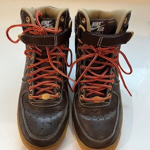Nike Brown Boots with Bright Orange Laces and Thick Sole